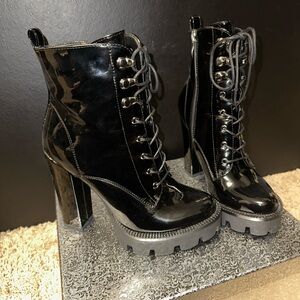 Gloss Black Heeled Boots Wet Kiss